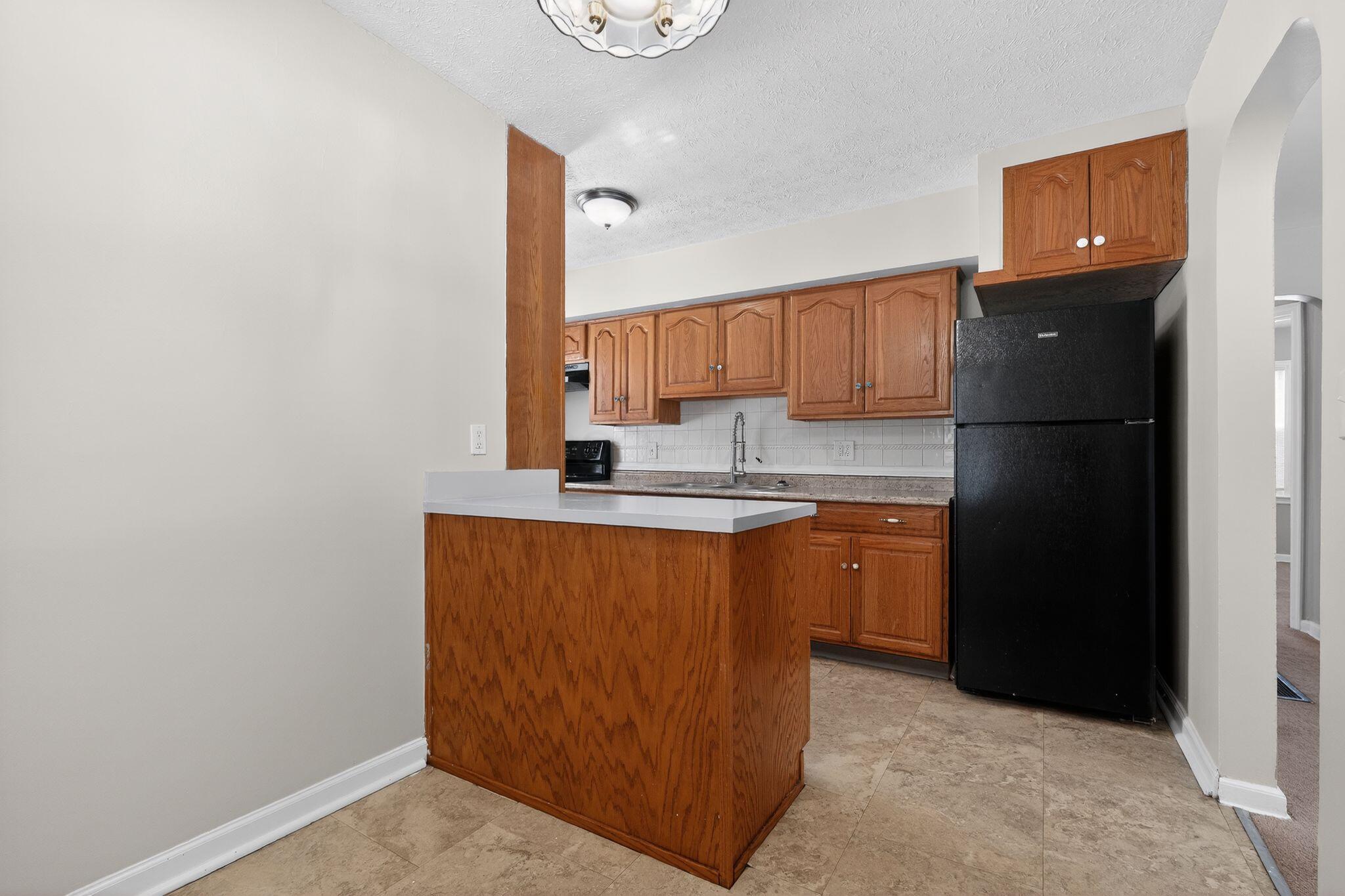 1001 Beechwood Road Columbus, OH 43227 - Photo 14 of 34 18_1001_Beechwood_Rd_Columbus_OH_43227-K