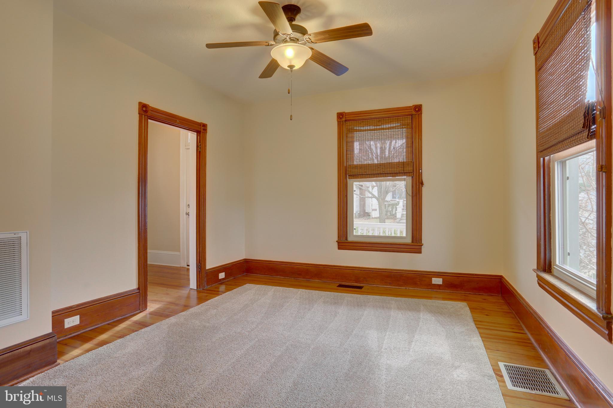 33 East 2nd Avenue Lititz, PA 17543 - Photo 20 of 59 Living Room