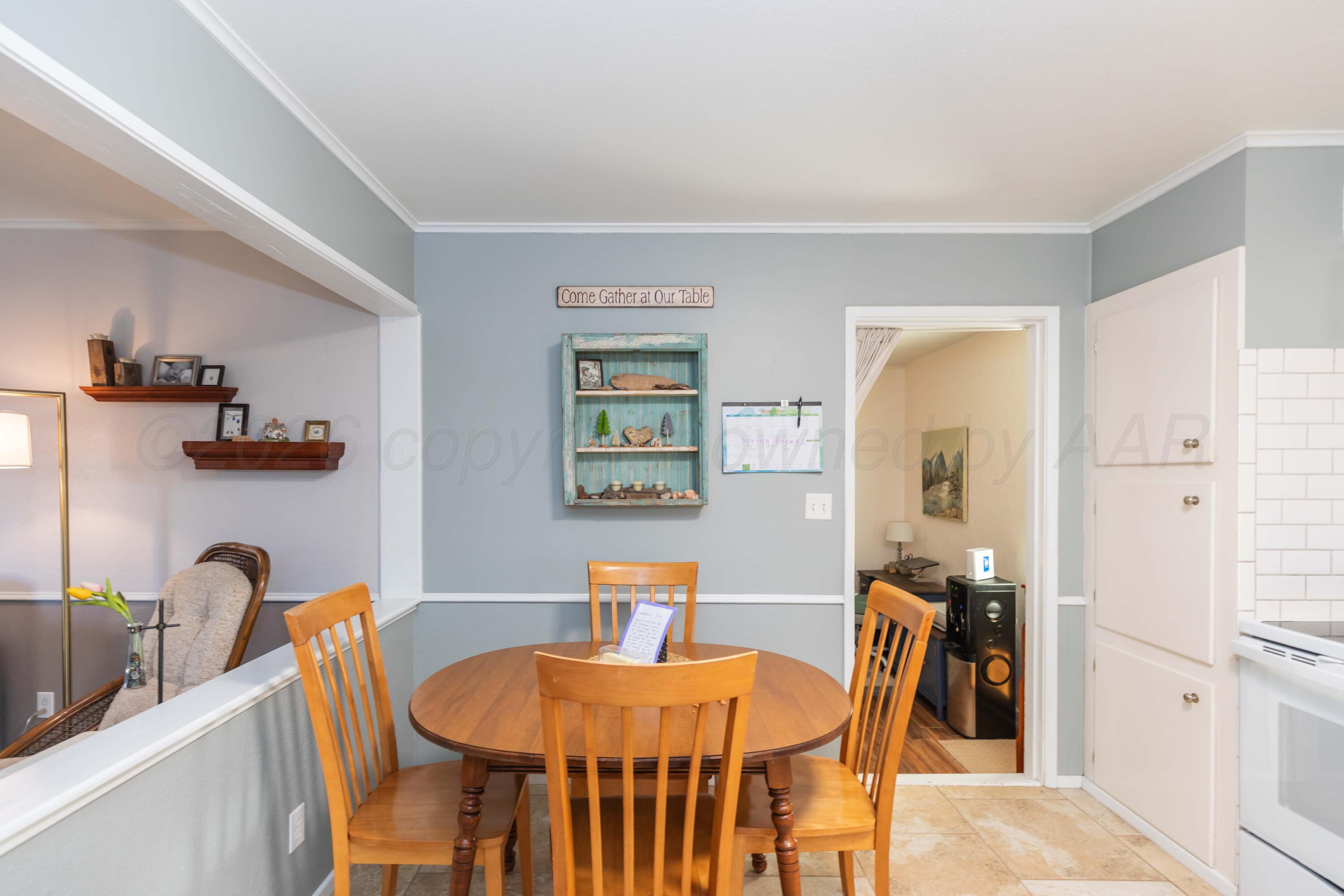 5303 Tumbleweed Drive Amarillo, TX 79110 - Photo 13 of 40 DINING VIEW 1