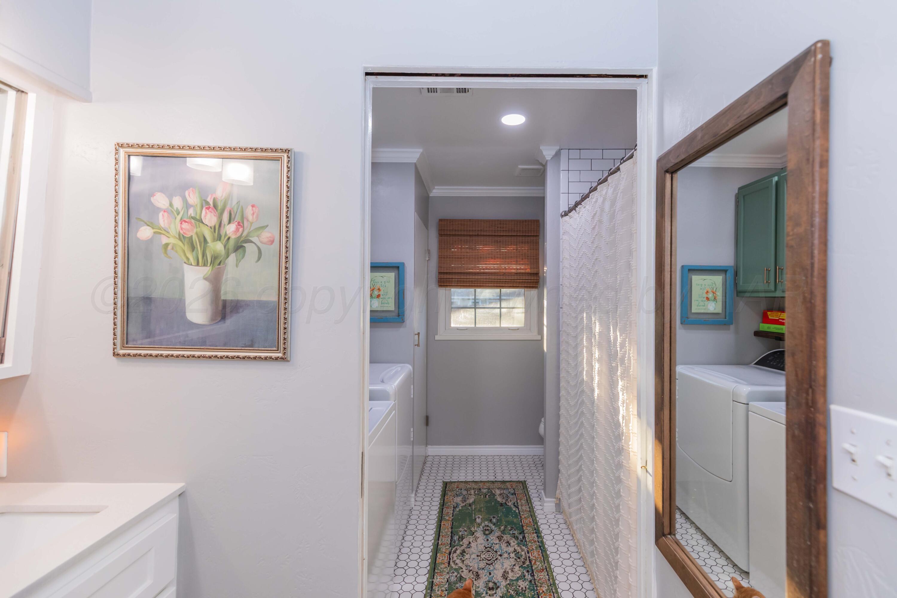 5303 Tumbleweed Drive Amarillo, TX 79110 - Photo 17 of 40 BATHROOM VIEW 2