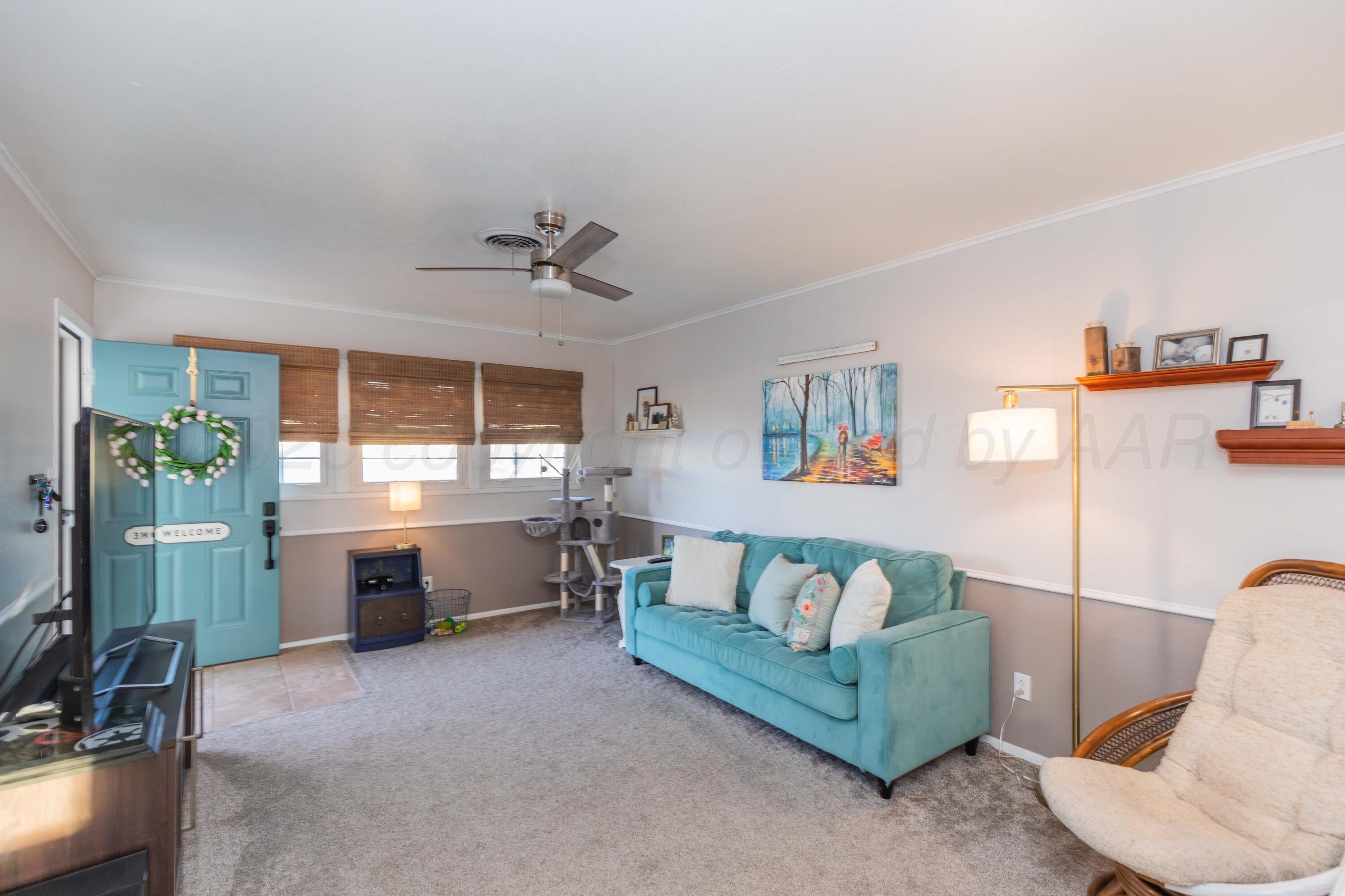 5303 Tumbleweed Drive Amarillo, TX 79110 - Photo 4 of 40 LIVING ROOM VIEW 1