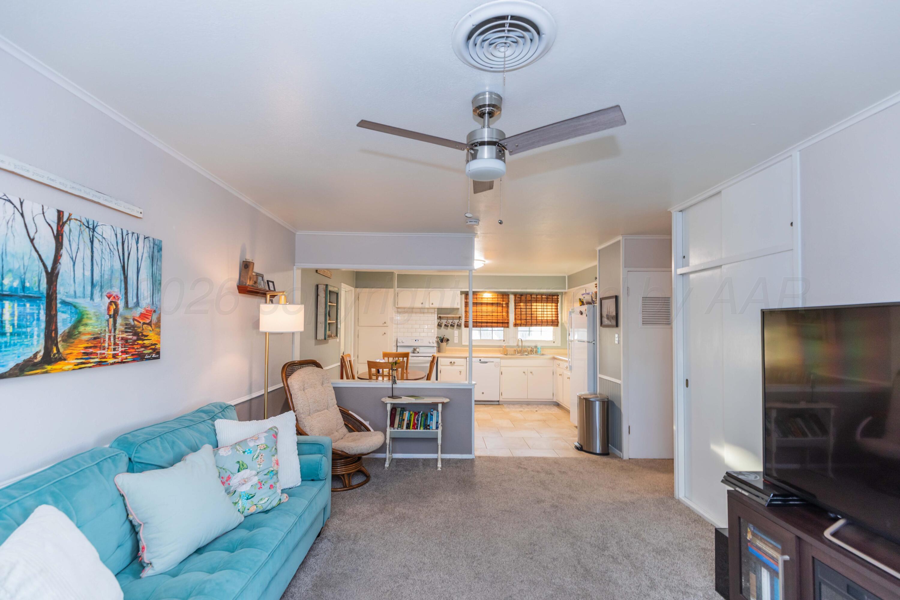 5303 Tumbleweed Drive Amarillo, TX 79110 - Photo 7 of 40 LIVING ROOM VIEW 4