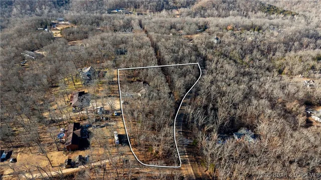 $365,000 | 83 Oak Tree Road, Camdenton, MO 65020