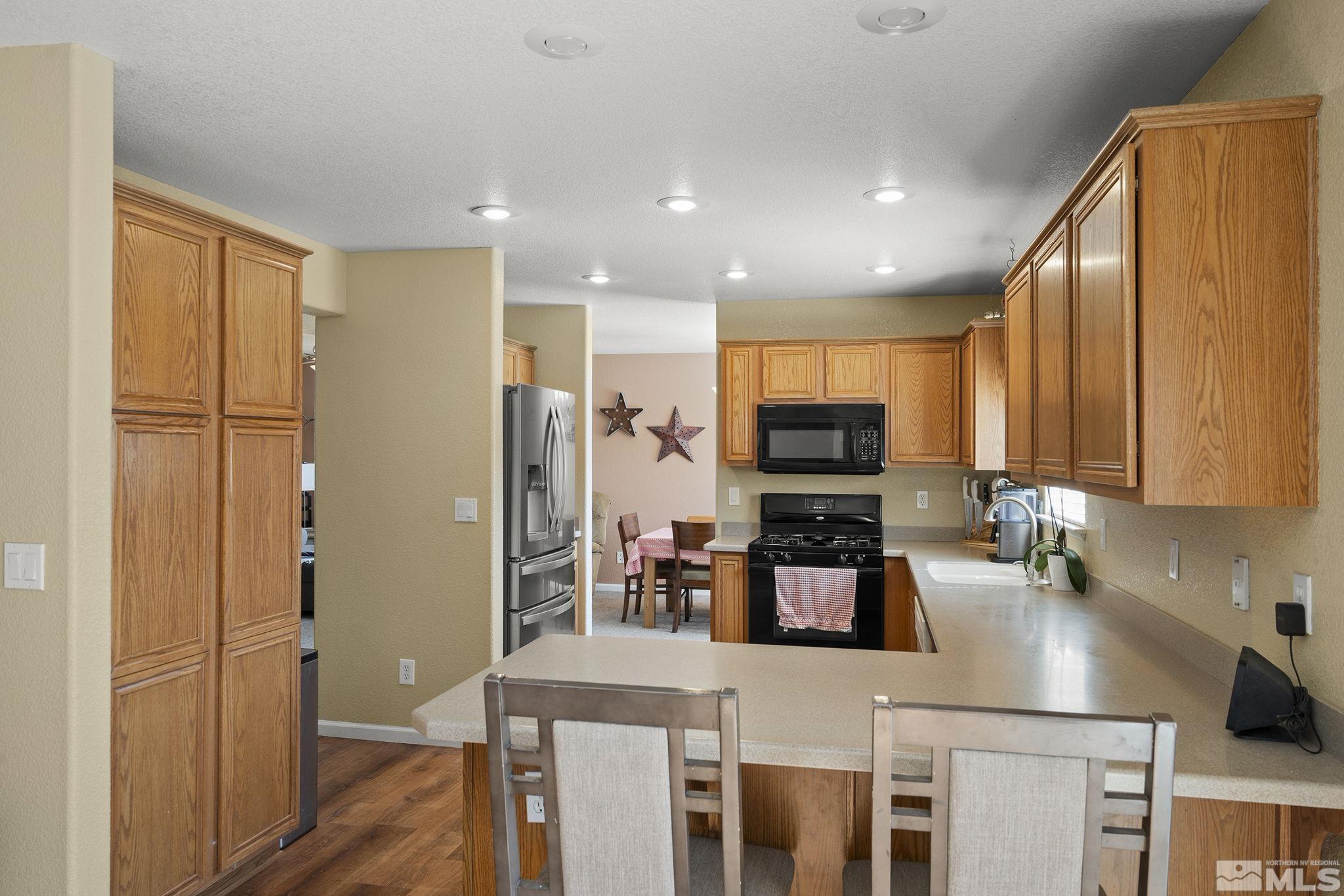 18193 Pin Oak Court Reno, NV 89508 - Photo 8 of 25 Photo 8