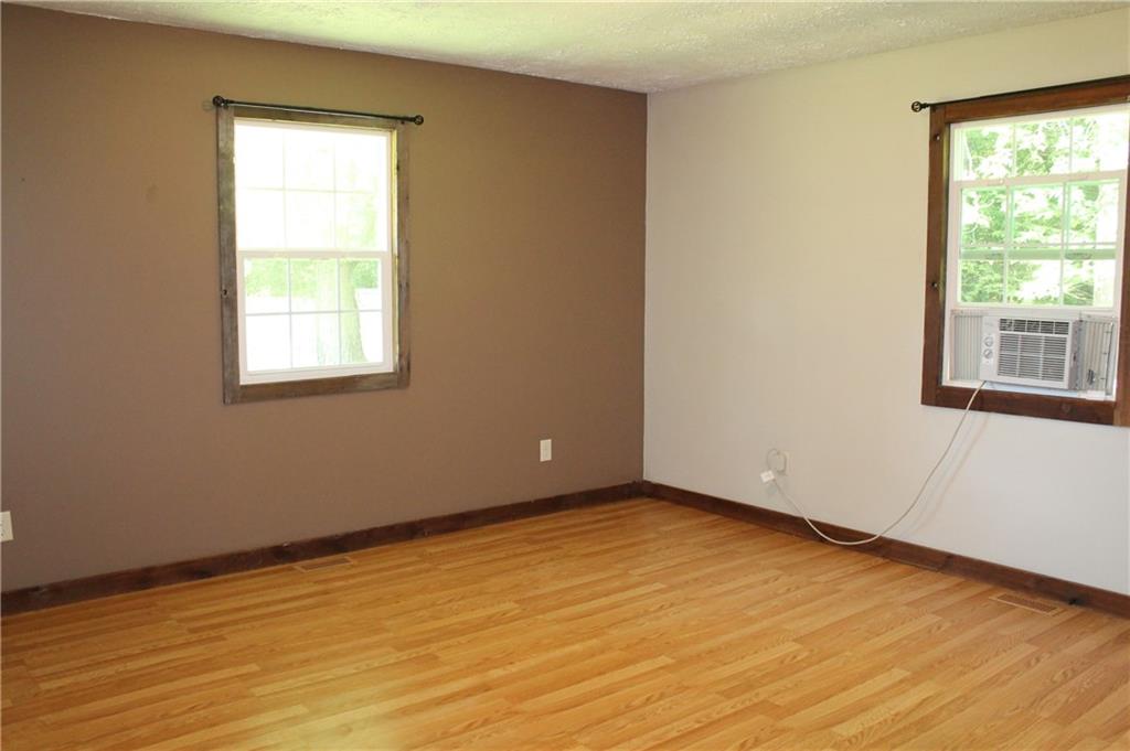 4735 Covered Bridge Road Nashville, IN 47448 - Photo 17 of 28 Gallery Image 17