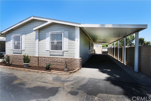 1166 South Riverside Avenue, Unit 84 Rialto, CA 92376 - Photo 3 of 32