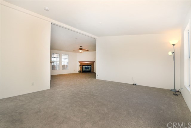 1166 South Riverside Avenue, Unit 84 Rialto, CA 92376 - Photo 8 of 32
