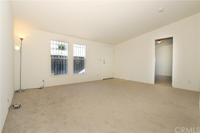 1166 South Riverside Avenue, Unit 84 Rialto, CA 92376 - Photo 9 of 32