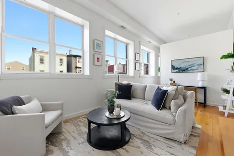 $475,000 | 156 Chelsea Street, Unit 201, Boston, MA 02128