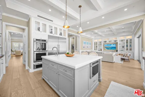 $3,999,000 | 4257 Farmdale Avenue, Studio City, CA 91604
