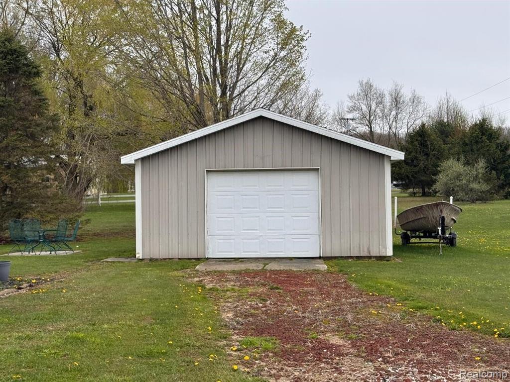 687 West Saginaw Road Mayville, MI 48744 - Photo 3 of 12