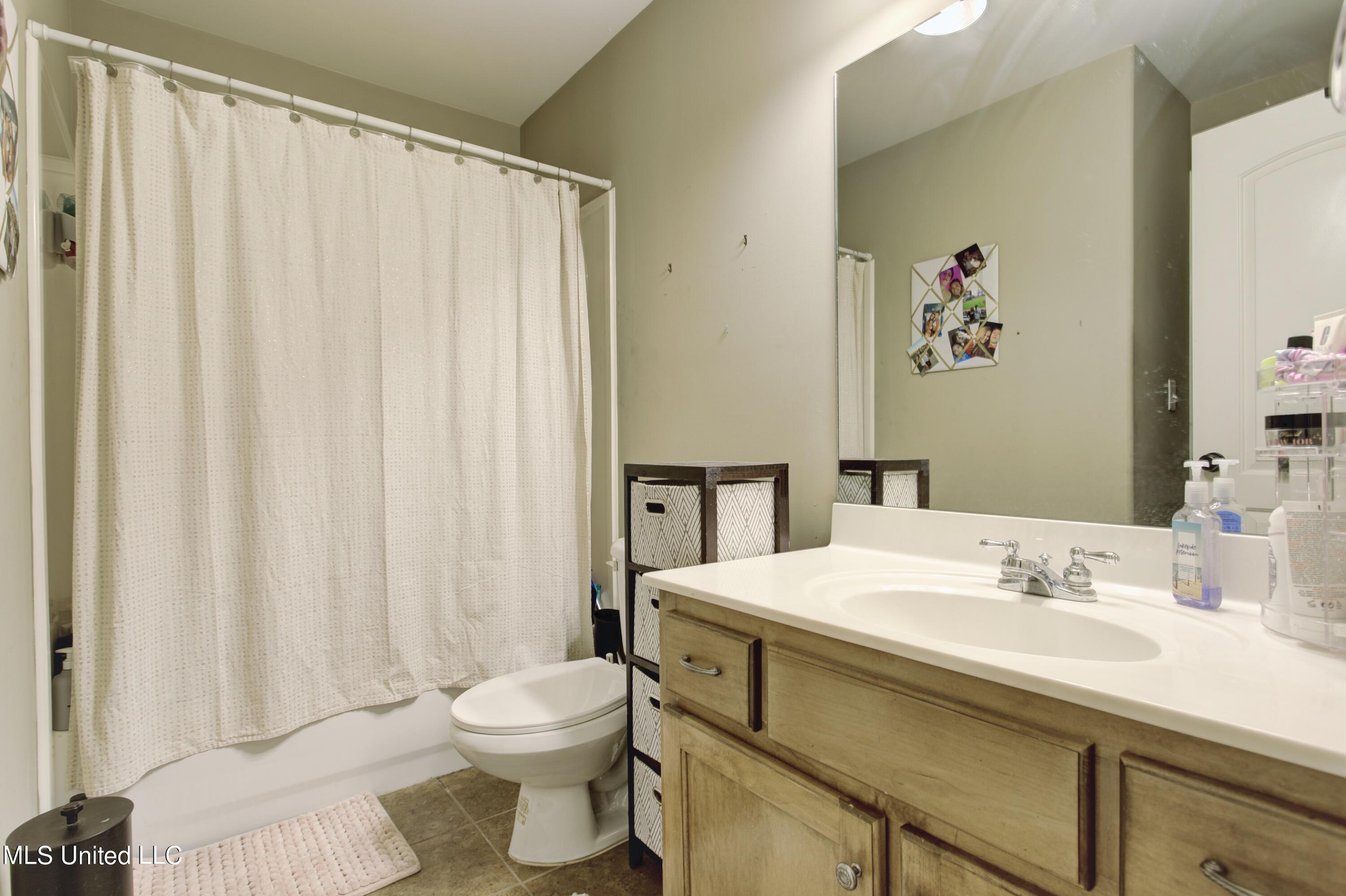 560 Ridge View Drive Hernando, MS 38632 - Photo 27 of 37 bath 3a