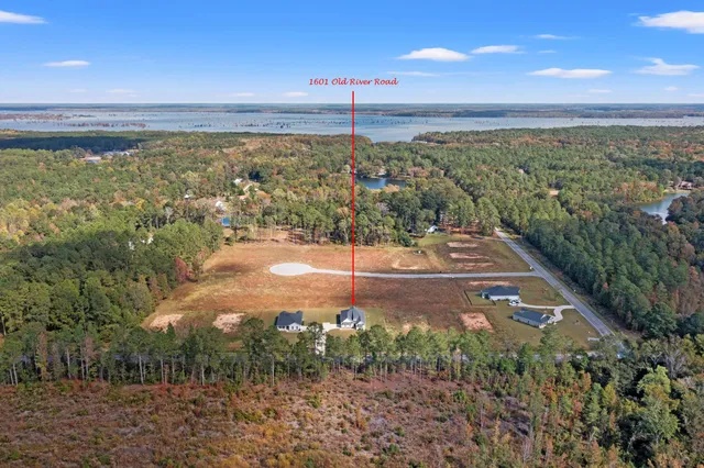 $269,800 | 1601 Old River Road, Elloree, SC 29047