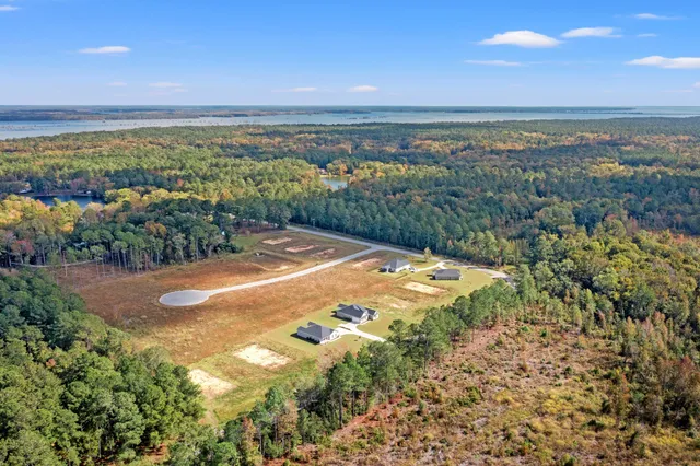 $269,800 | 1601 Old River Road, Elloree, SC 29047