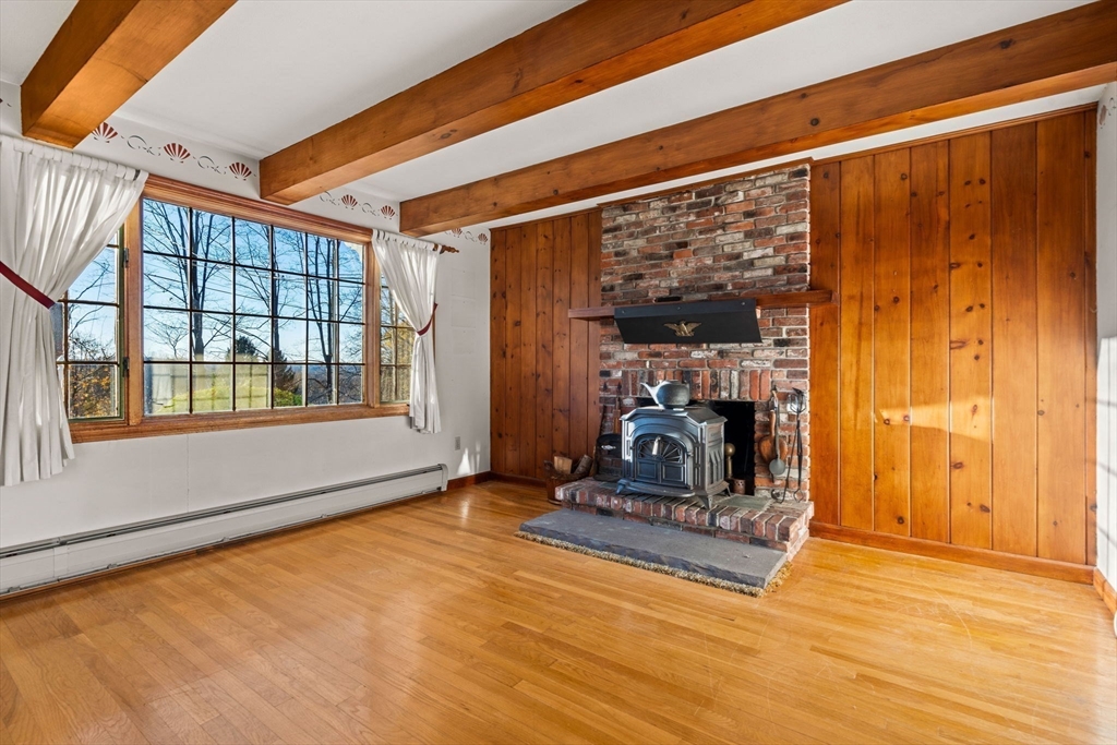 6 View Hill Road Groveland, MA 01834 - Photo 4 of 37 Gallery Image 4