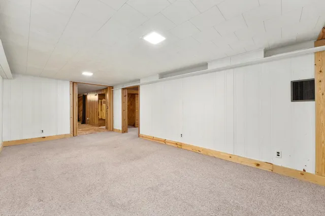 $250,000 | 550 Roland Street, Chippewa Falls, WI 54729