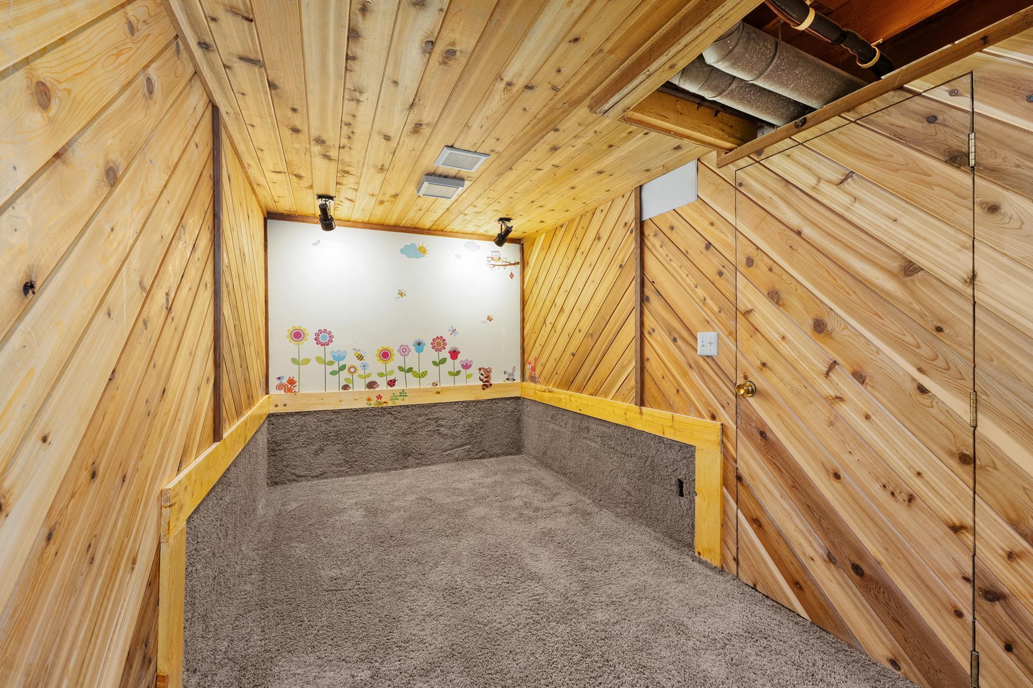 550 Roland Street Chippewa Falls, WI 54729 - Photo 31 of 48