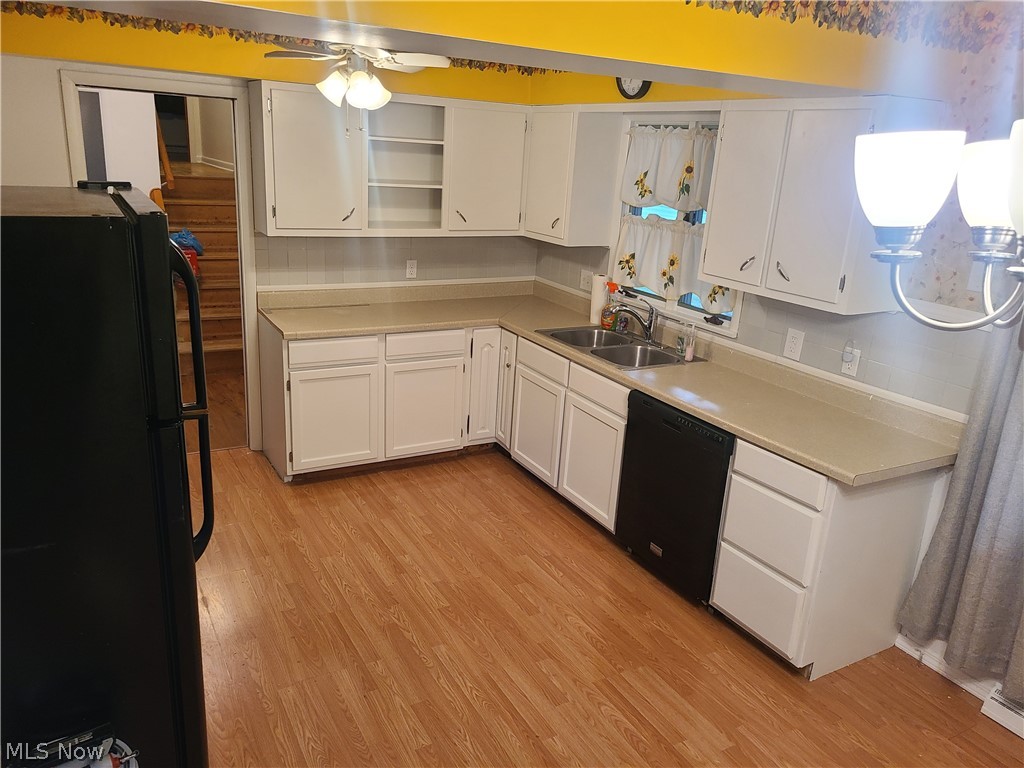 1225 Oak Tree Road Akron, OH 44320 - Photo 7 of 32