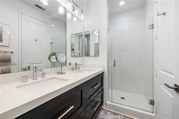 $1,199,000 | 20452 Santa Ana Avenue, Unit B, Newport Beach, CA 92660