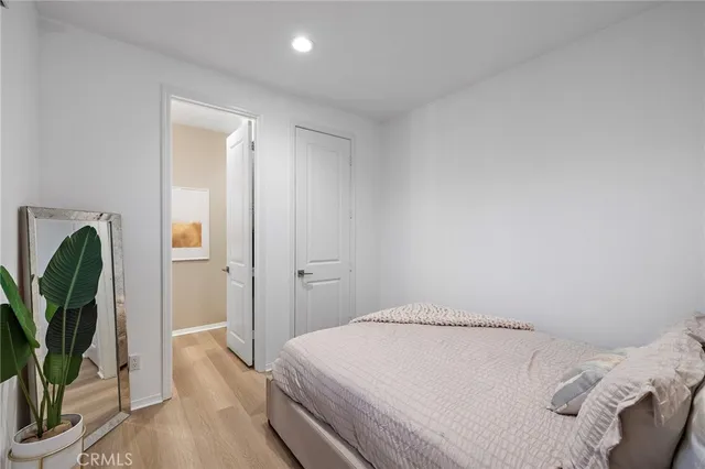 $1,299,000 | 20452 Santa Ana Avenue, Unit B, Newport Beach, CA 92660