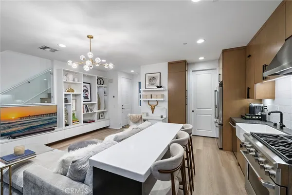$1,199,000 | 20452 Santa Ana Avenue, Unit B, Newport Beach, CA 92660