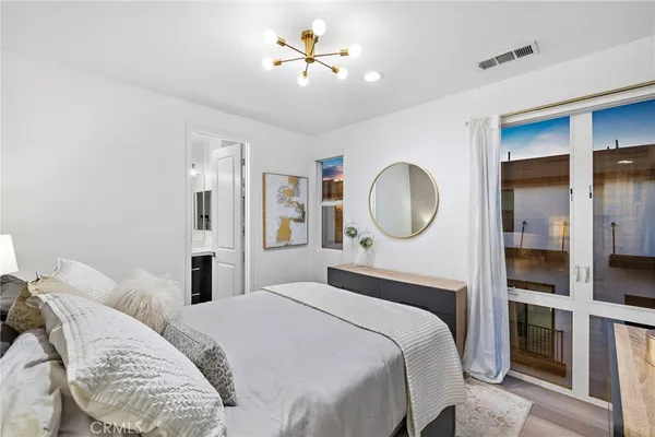 $1,199,000 | 20452 Santa Ana Avenue, Unit B, Newport Beach, CA 92660