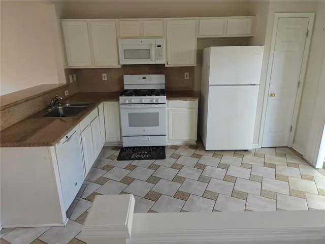 $406,875 | 5196 Medlock Corners Drive, Peachtree Corners, GA 30092