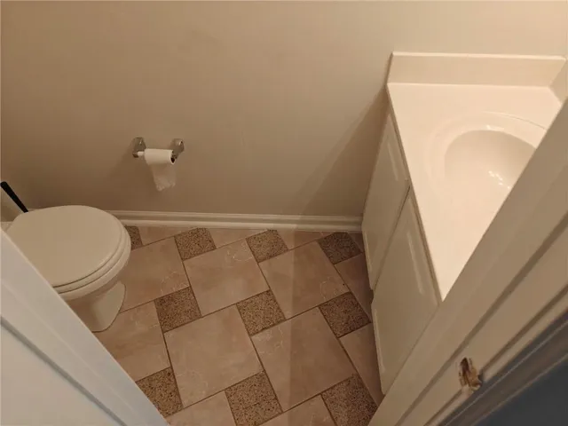 $406,875 | 5196 Medlock Corners Drive, Peachtree Corners, GA 30092