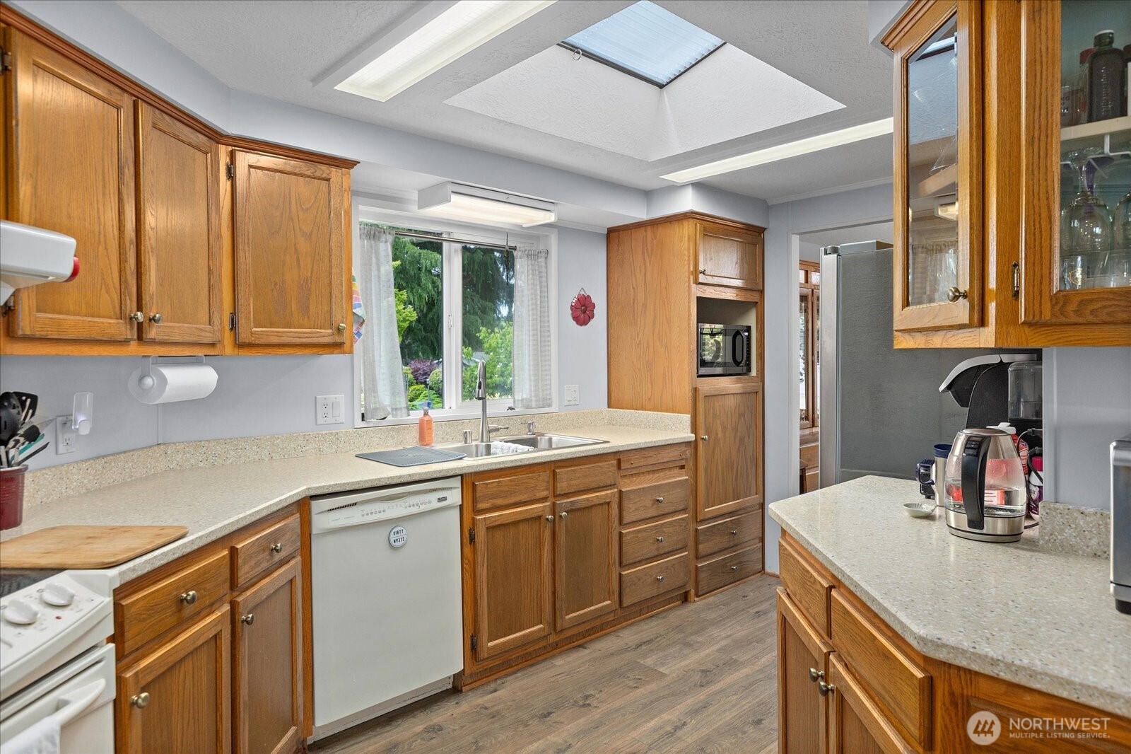 24201 8th Place West Bothell, WA 98021 - Photo 7 of 40