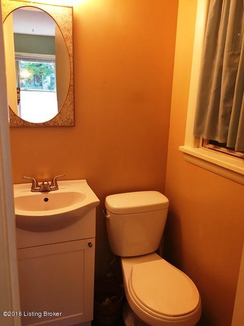2803 Timber Hill Road Louisville, KY 40214 - Photo 24 of 30 TimberHills33