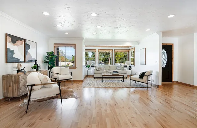 $1,485,000 | 922 Carefree Drive, Simi Valley, CA 93065