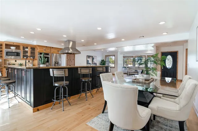 $1,485,000 | 922 Carefree Drive, Simi Valley, CA 93065