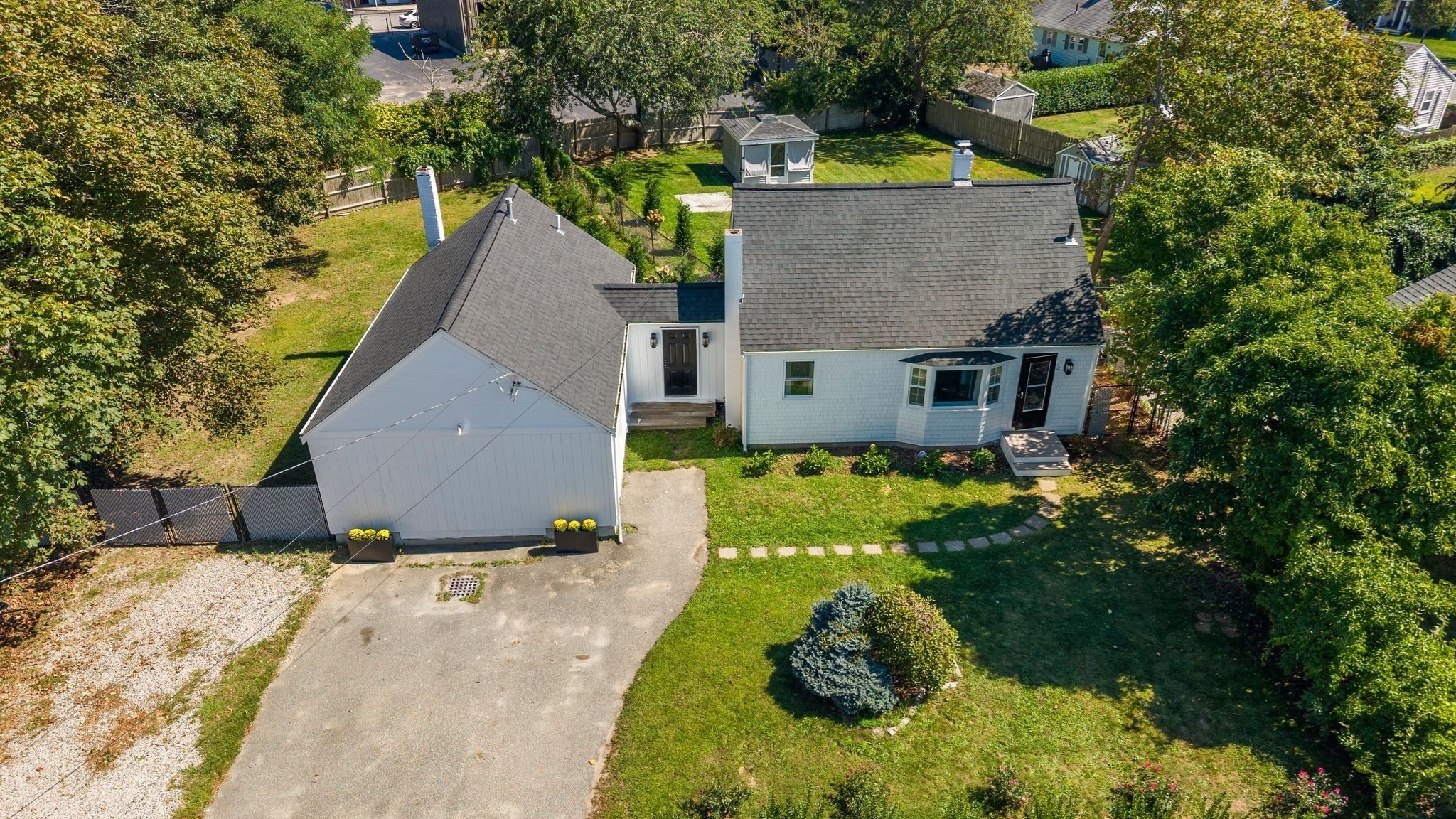 72 Grove Street Barnstable, MA 02601 - Photo 8 of 42 Gallery Image 8