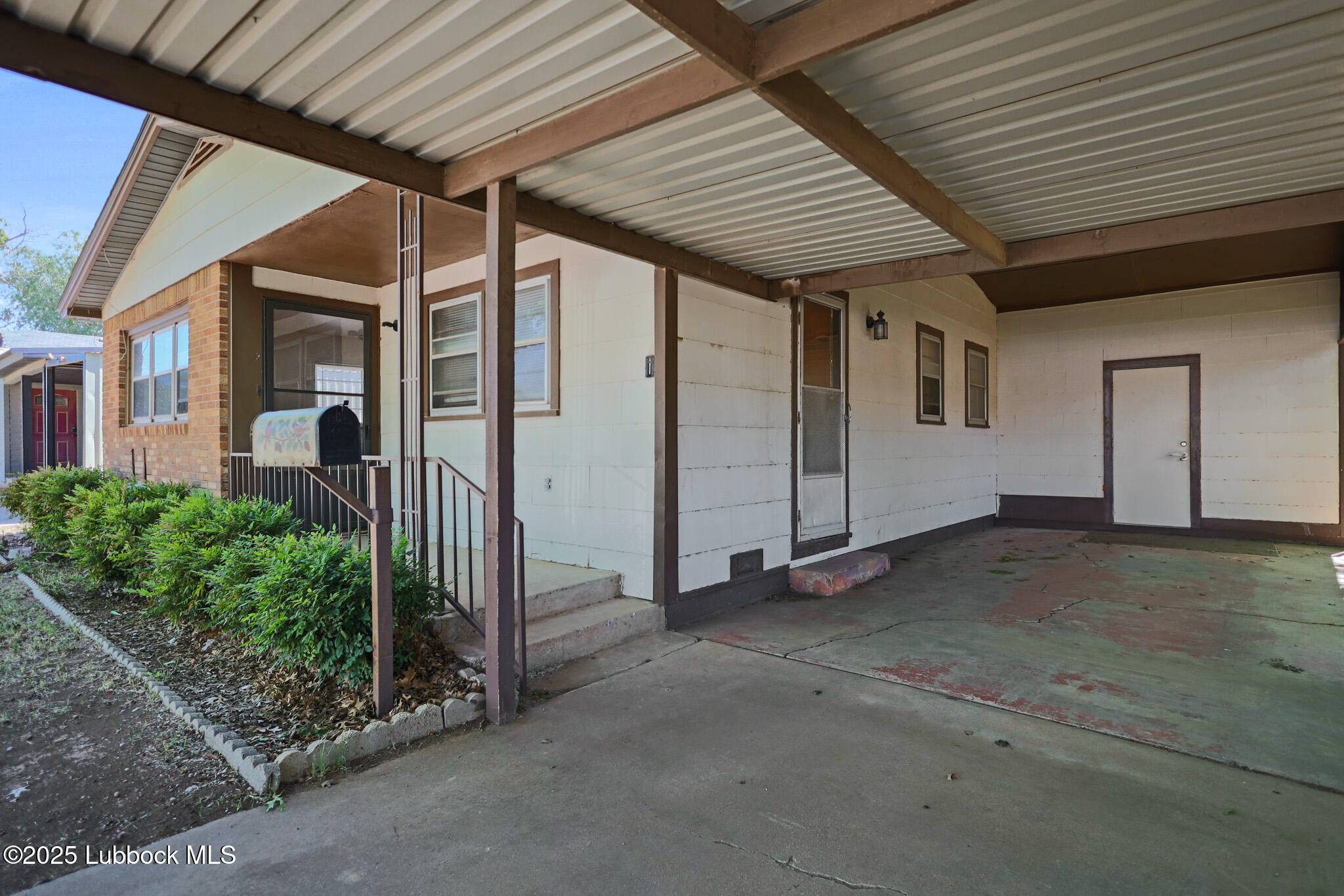 2315 Ithaca Avenue Lubbock, TX 79410 - Photo 2 of 30 a view of a porch