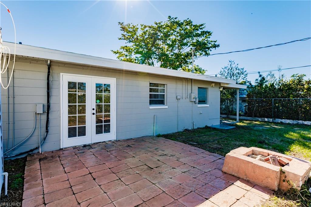 1445 Charles Road Fort Myers, FL 33919 - Photo 25 of 29 Gallery Image 25