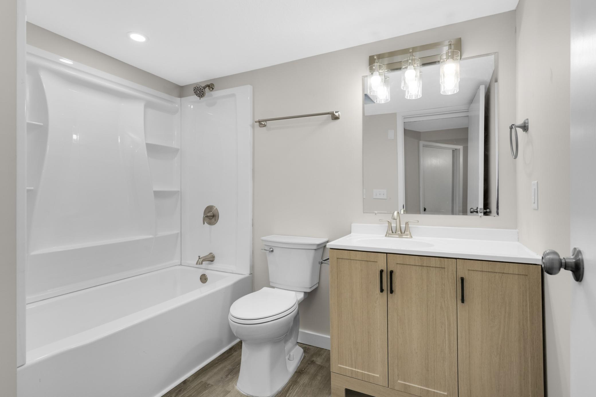 3744 Perry Avenue North Minneapolis, MN 55422 - Photo 23 of 54