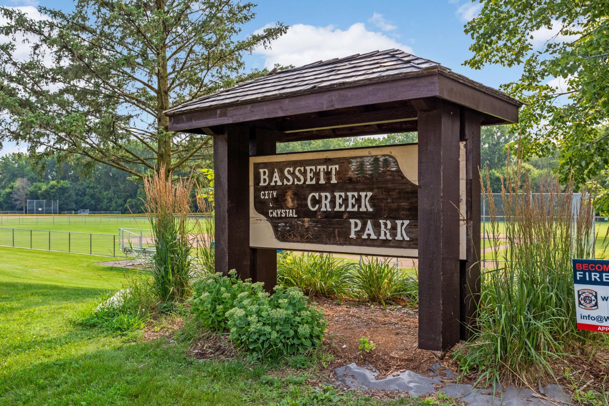 3744 Perry Avenue North Minneapolis, MN 55422 - Photo 50 of 54