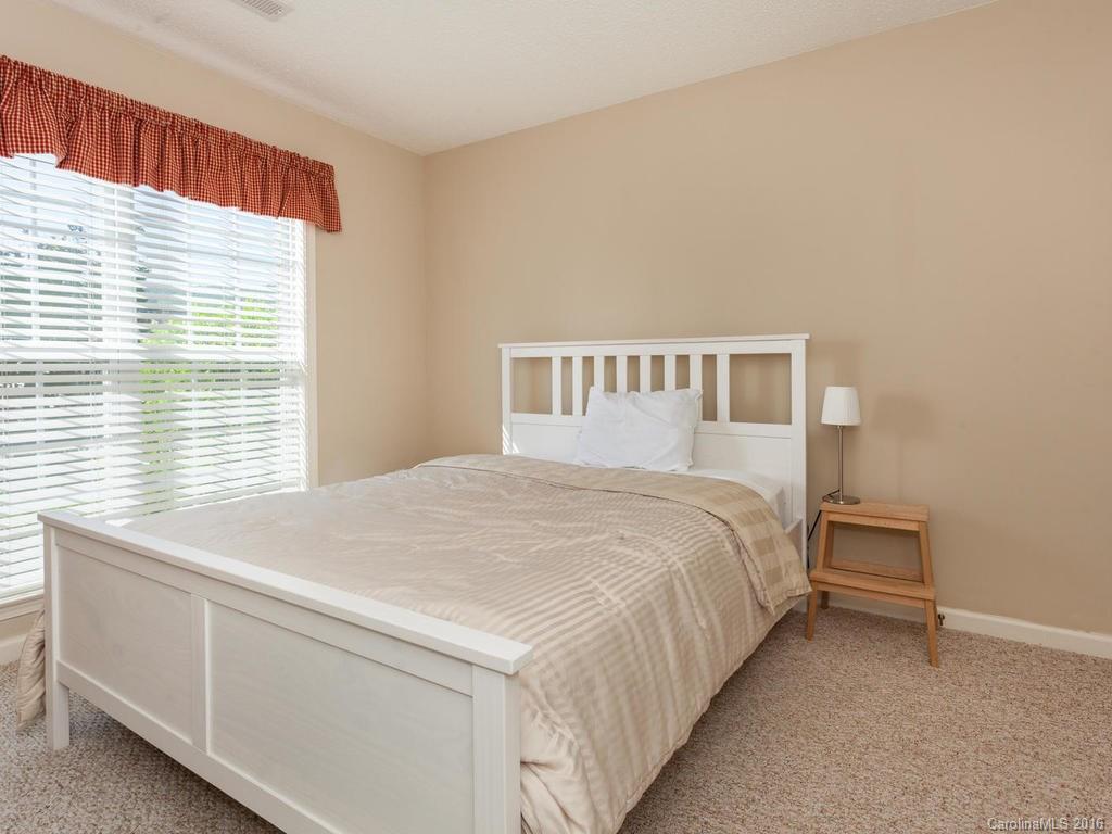 194 Farm Valley Road Fletcher, NC 28732 - Photo 10 of 21
