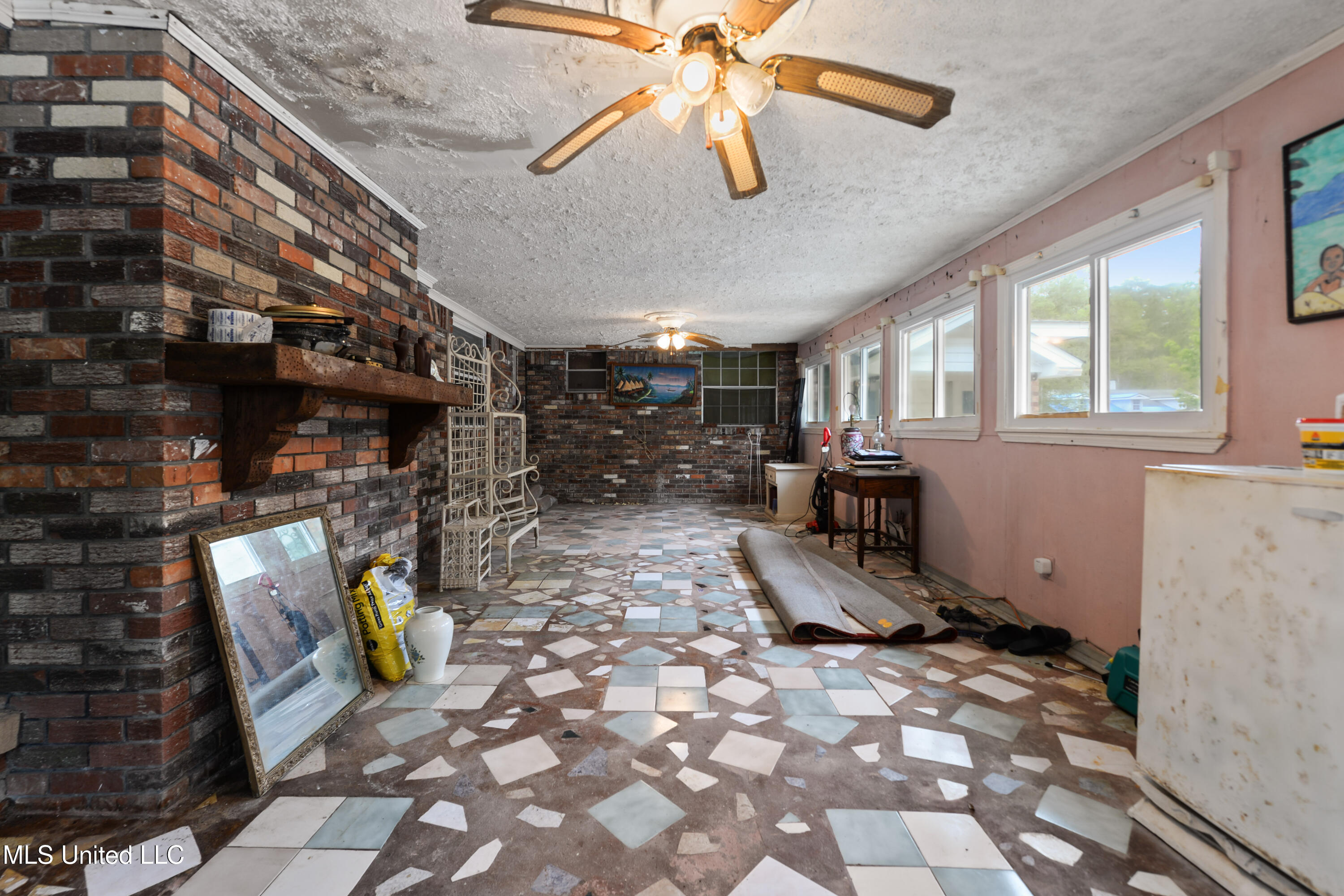 13300 Solomon Road Ocean Springs, MS 39564 - Photo 25 of 38 025