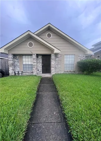 $1,650 | 1917 Gladstone Drive, Marrero, LA 70072
