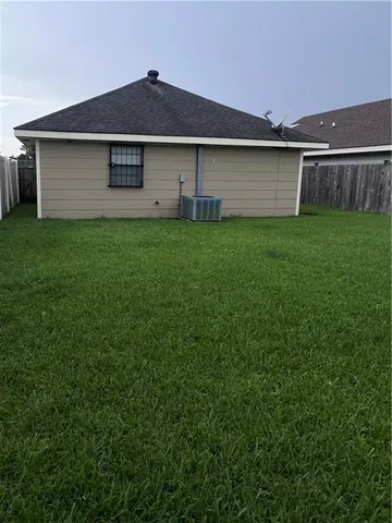 $1,650 | 1917 Gladstone Drive, Marrero, LA 70072