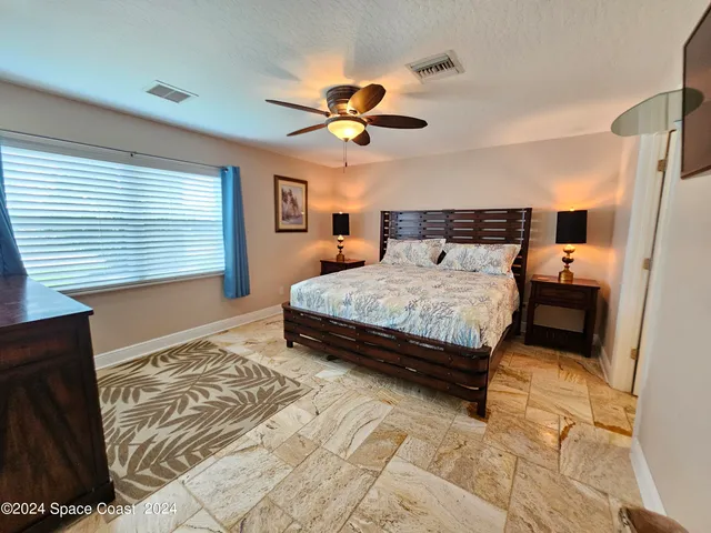 $4,200 | 1750 East Central Avenue, Merritt Island, FL 32952