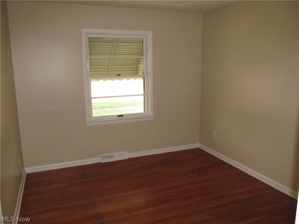 6922 Maplewood Road Parma Heights, OH 44130 - Photo 7 of 14