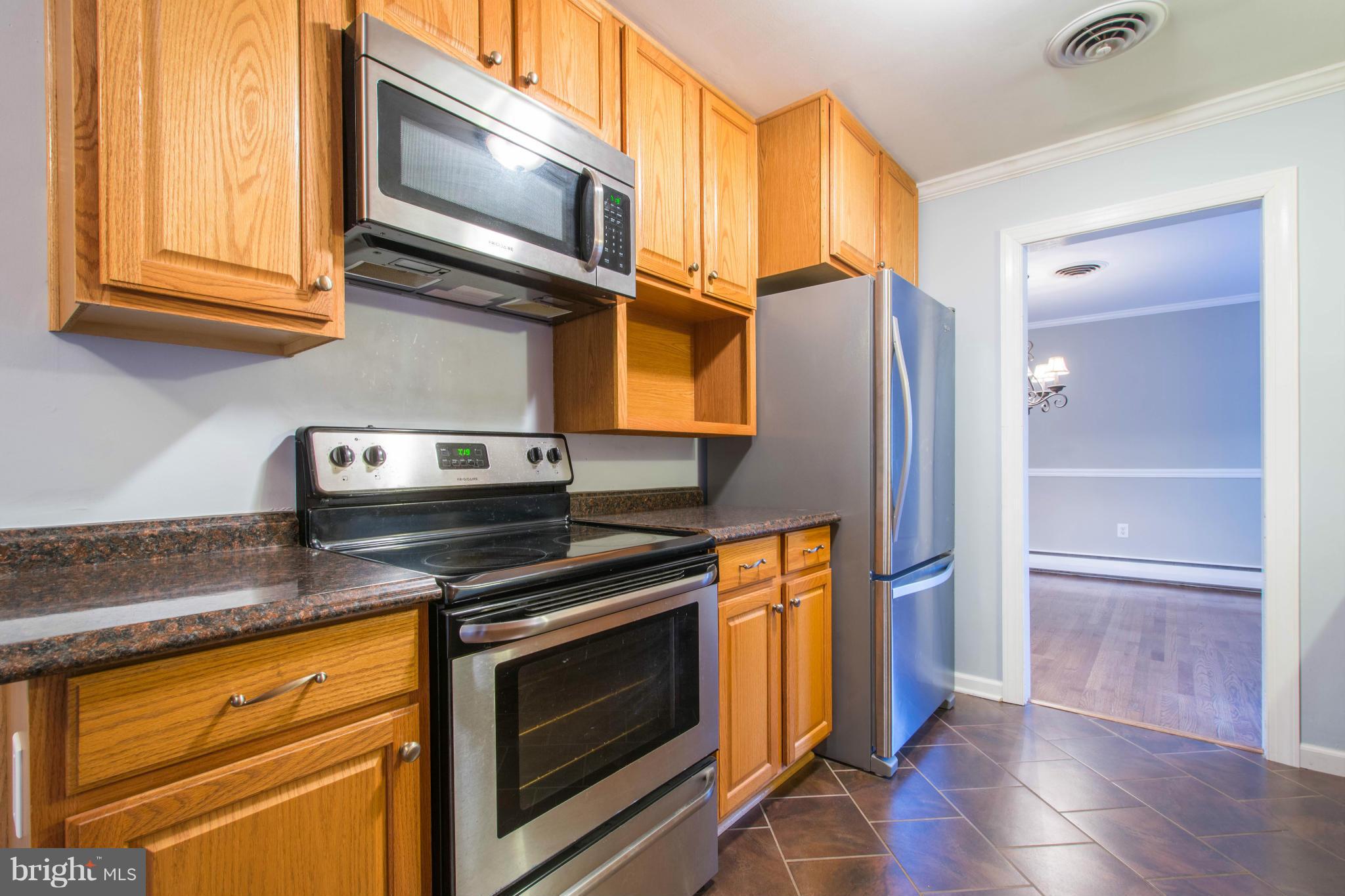 9898 Frederick Road Ellicott City, MD 21042 - Photo 11 of 30 Kitchen