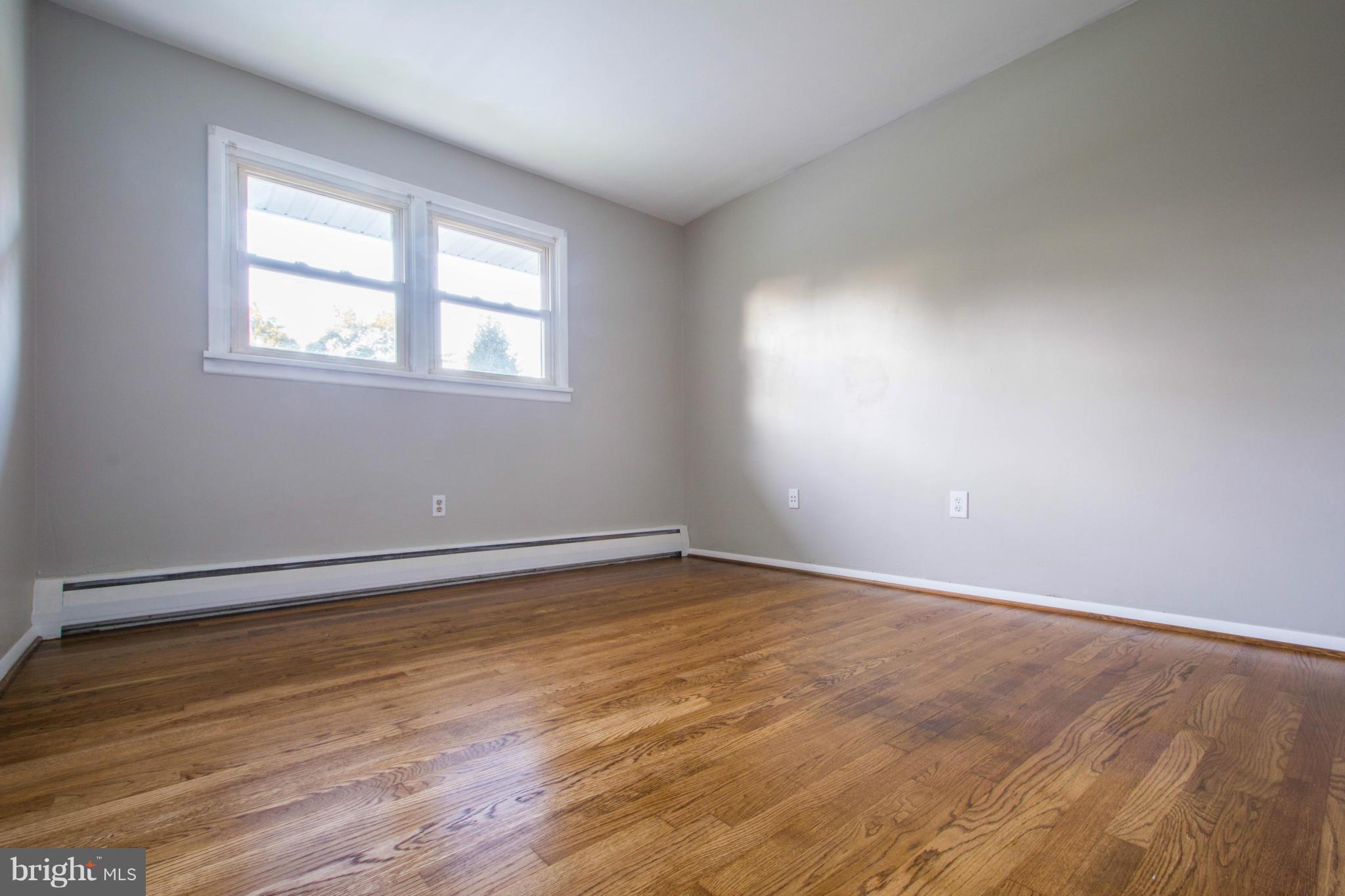 9898 Frederick Road Ellicott City, MD 21042 - Photo 19 of 30 Bedroom