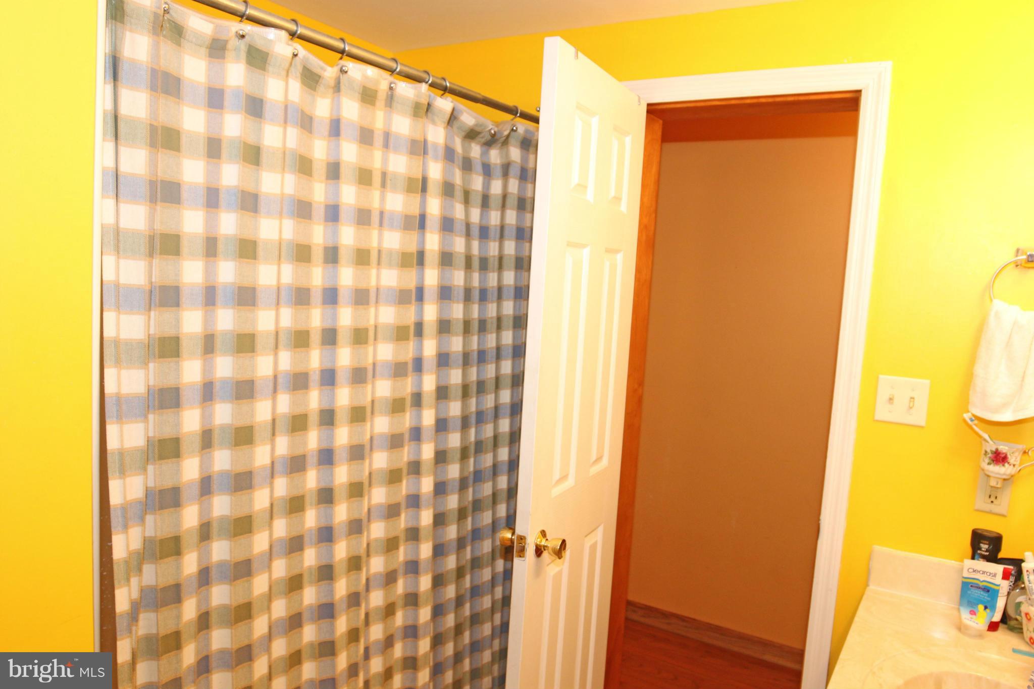1244 Strobridge Road Inwood, WV 25428 - Photo 11 of 30 Bath