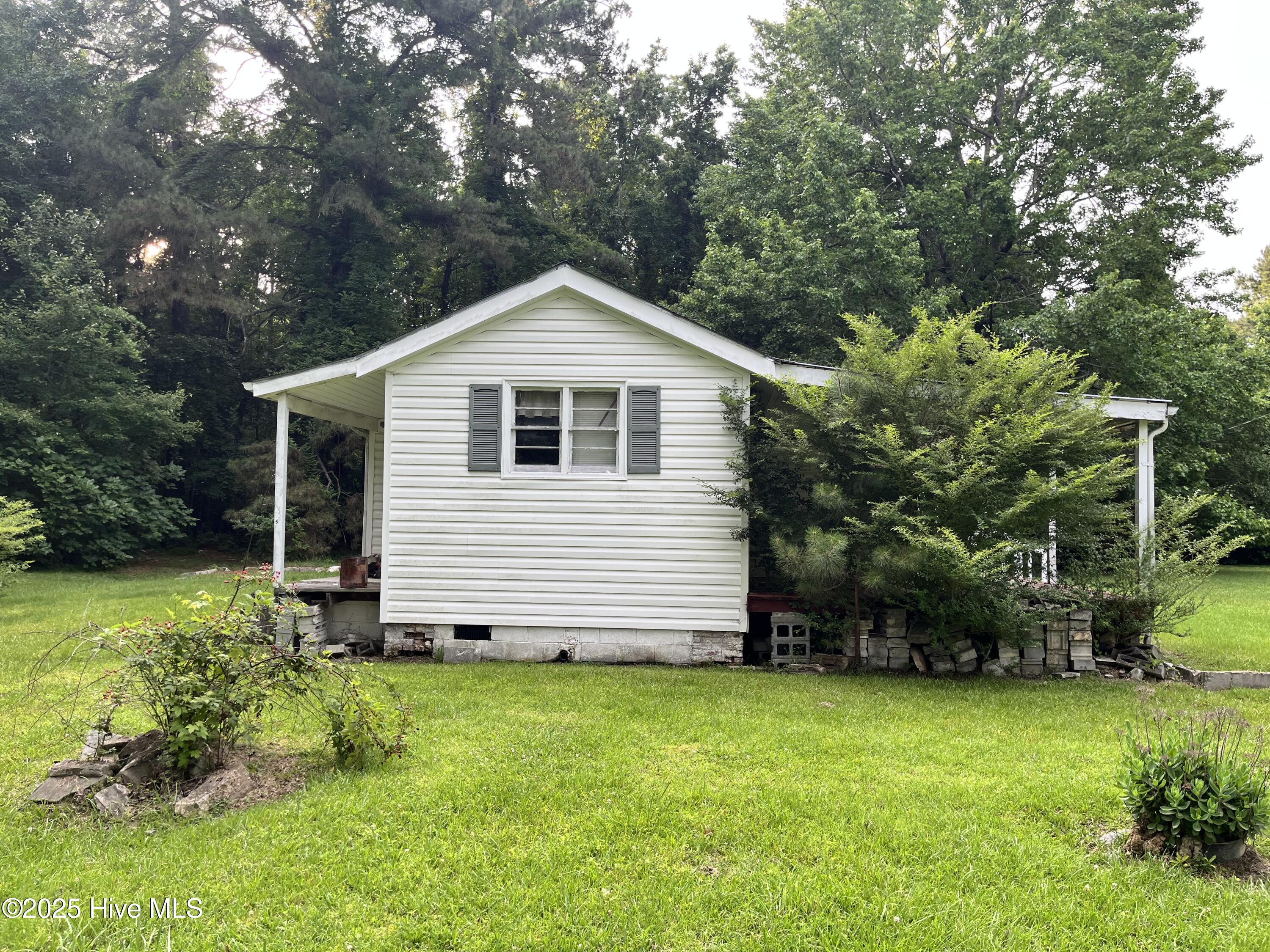 1222 Shady Grove Road Halifax, NC 27839 - Photo 2 of 4 1222ShadyGroveside