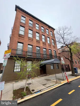 $2,095 | 803 Cathedral Street, Unit 2, Baltimore, MD 21201