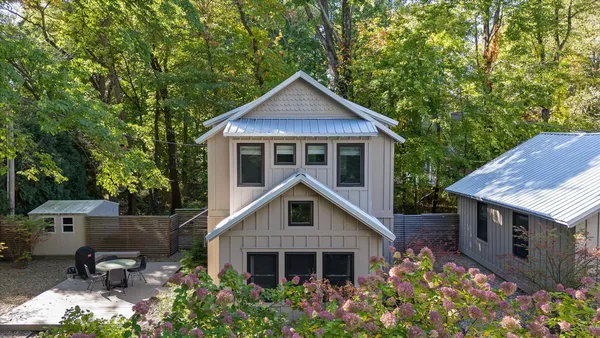 $3,995,000 | 10222 Town Line Avenue, Unit A B C D, Union Pier, MI 49129