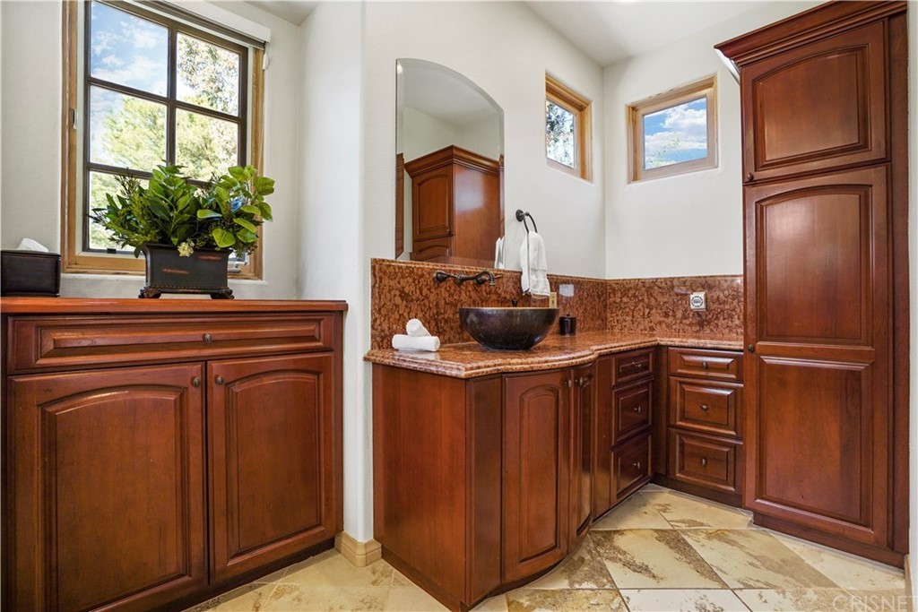 19 Ranchero Road Bell Canyon, CA 91307 - Photo 28 of 57